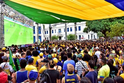 Galeria: "Copa da Prefs": torcida comemora classificação do Brasil para próxima fase do mundial de futebol