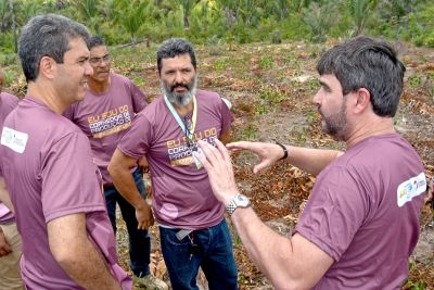 Galeria: Prefeitura potencializa produção de mandioca na Zona Rural de São Luís com entrega de insumos para agricultores familiares