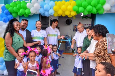 notícia: Bairro de Fátima recebe escola completamente requalificada pelo programa Escola Nova