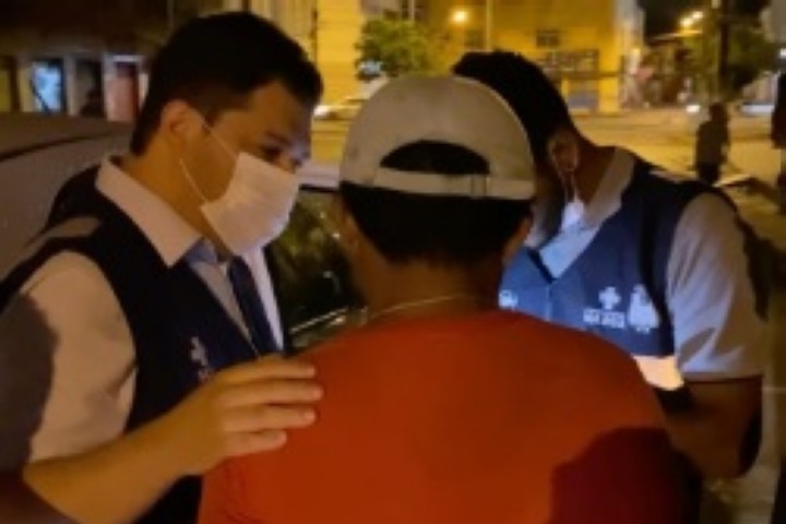 Vídeo: 👨🏽‍⚕️ Consultório na Rua deixa os serviços de saúde mais próximo de quem precisa! 🫂