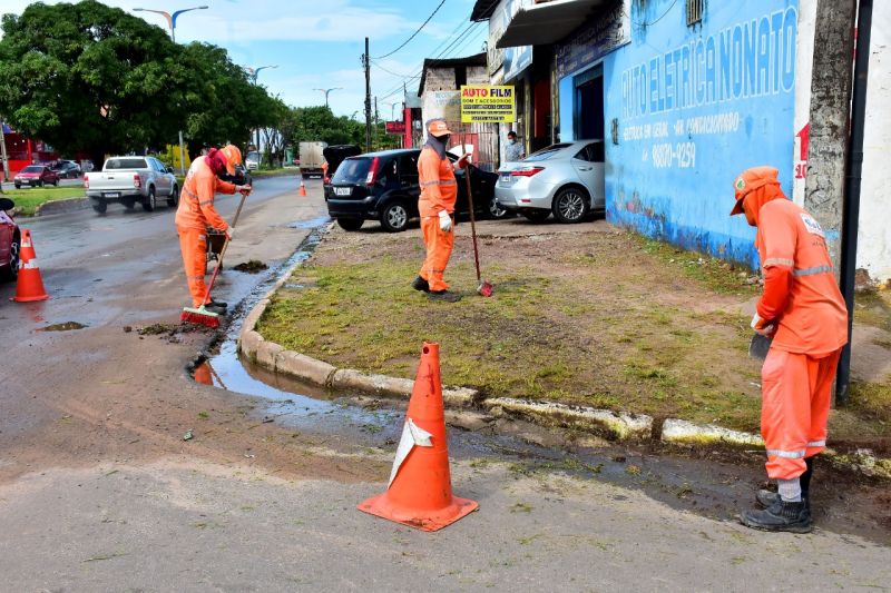 Prefeitura de São Luís trabalha de forma imediata para conter transtornos causados pelas fortes chuvas desta segunda-feira (15)