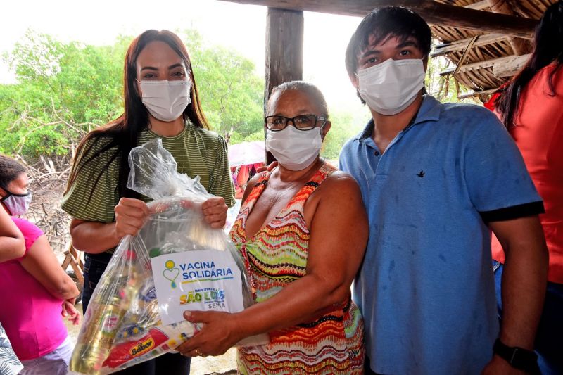 Prefeitura de São Luís promove ação de campo com entrega de cestas básicas nas ilhas de Jacamim e Tauá Mirim