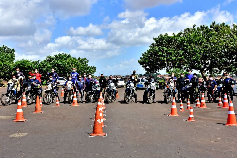 Prefeitura de São Luís capacita socorristas de 'motolância' do Samu