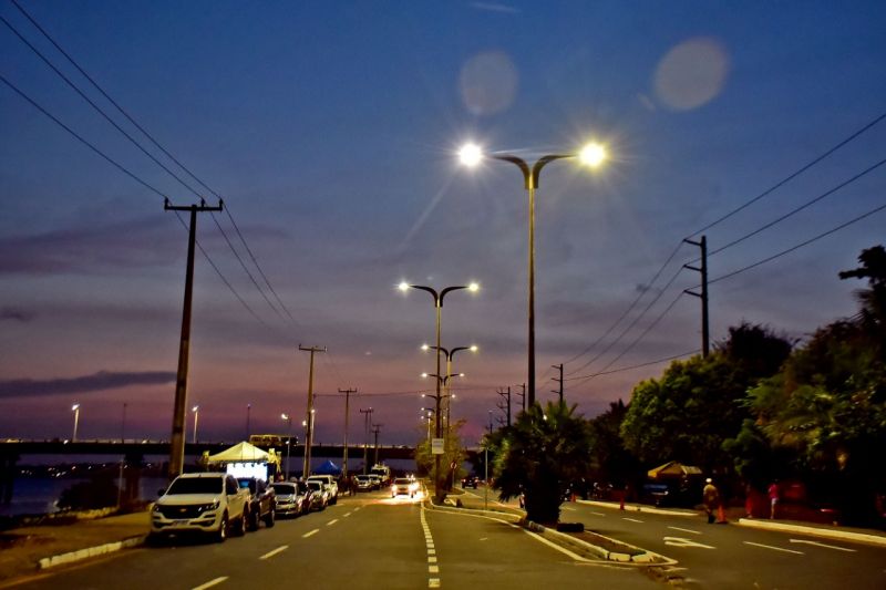 Prefeito Eduardo Braide entrega nova iluminação em LED da Avenida Ferreira Gullar e Ponte Bandeira Tribuzzi