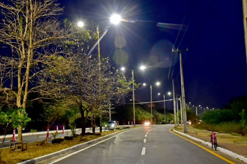 Prefeito Eduardo Braide entrega nova iluminação em LED da Avenida Ferreira Gullar e Ponte Bandeira Tribuzzi