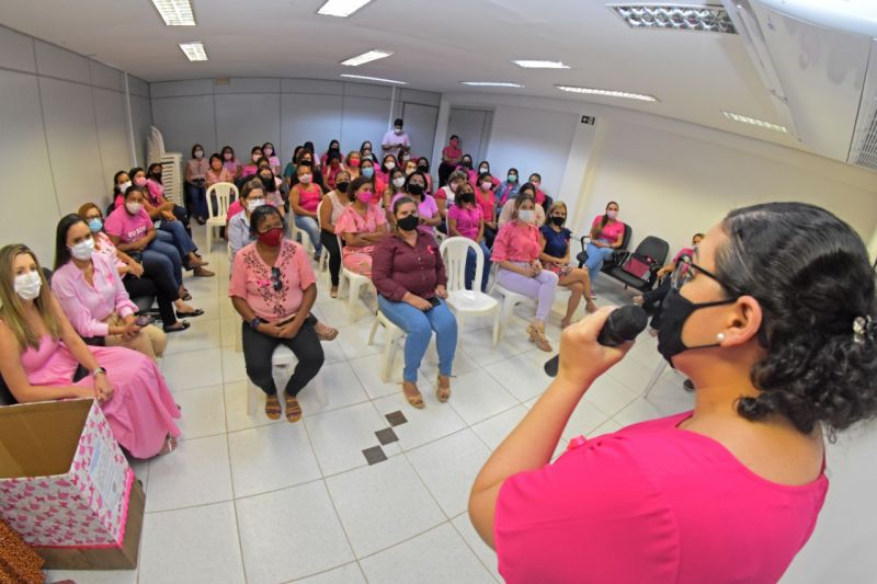 Prefeitura promove ações do Outubro Rosa em órgãos municipais
