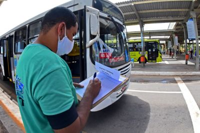 notícia: Prefeitura amplia frota de transporte coletivo na retomada das aulas presenciais em São Luís