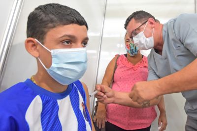 notícia: Prefeitura de São Luís inicia aplicação da terceira dose contra a Covid-19 para adultos com 18 anos ou mais