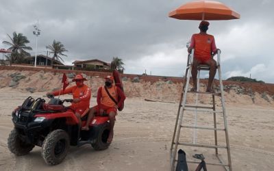notícia: Guarda-Vidas Municipais intensificam patrulhamento nas praias Olho d’Água e Ponta d’Areia