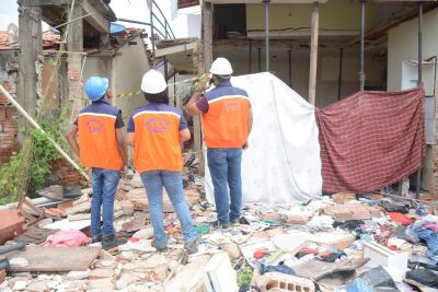 notícia: Prefeitura de São Luís atua para minimizar danos após explosão de botijão de gás  na Cidade Operária