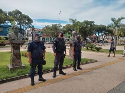 notícia: Guarda Municipal intensifica patrulhamento preventivo na Praça Deodoro e áreas adjacentes