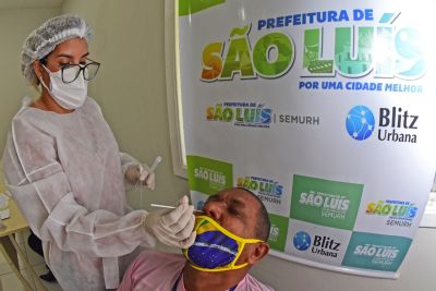 notícia: Prefeitura leva testagem contra Covid-19 a servidores da Blitz Urbana de São Luís
