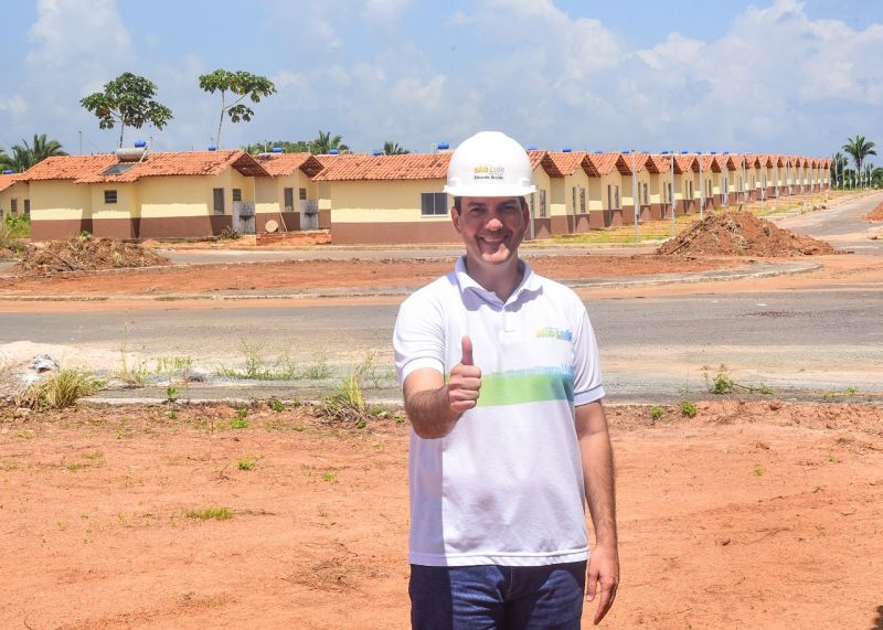Prefeito Eduardo Braide acompanha obras do Residencial Mato Grosso