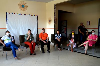 Prefeitura de São Luís se reúne com famílias acompanhadas pelo Centro-Dia Adulto e assegura permanência do serviço