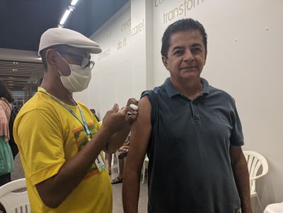 notícia: Prefeitura de São Luís abre 16 novos postos de vacinação contra Covid-19
