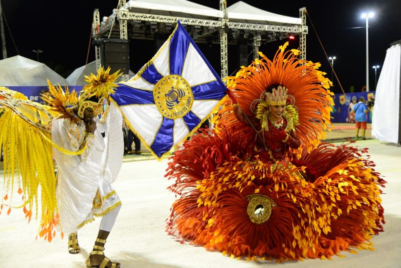 Favela e Flor do Samba levam o título de campeãs do Carnaval da Passarela do Samba 2023