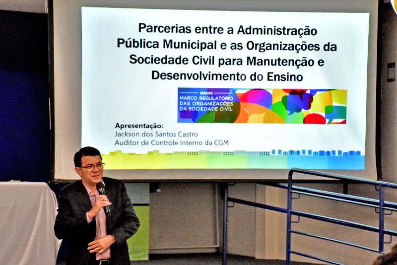 Prefeitura de São Luís promove encontro formativo para aperfeiçoamento e desenvolvimento das parcerias com as escolas comunitárias