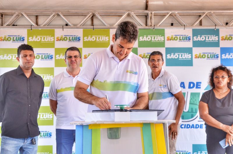 Prefeito Eduardo Braide inicia obra de construção da praça do Residencial Luiz Bacelar, na Zona Rural