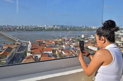 Prefeitura de São Luís promove 'Sarau Cultural' com música ao vivo no Mirante da Cidade 