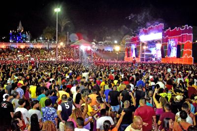 galeria: Milhares se divertem ao som de swingueira, arrocha e brega em mais uma noite de homenagem da Prefeitura aos 411 anos de São Luís