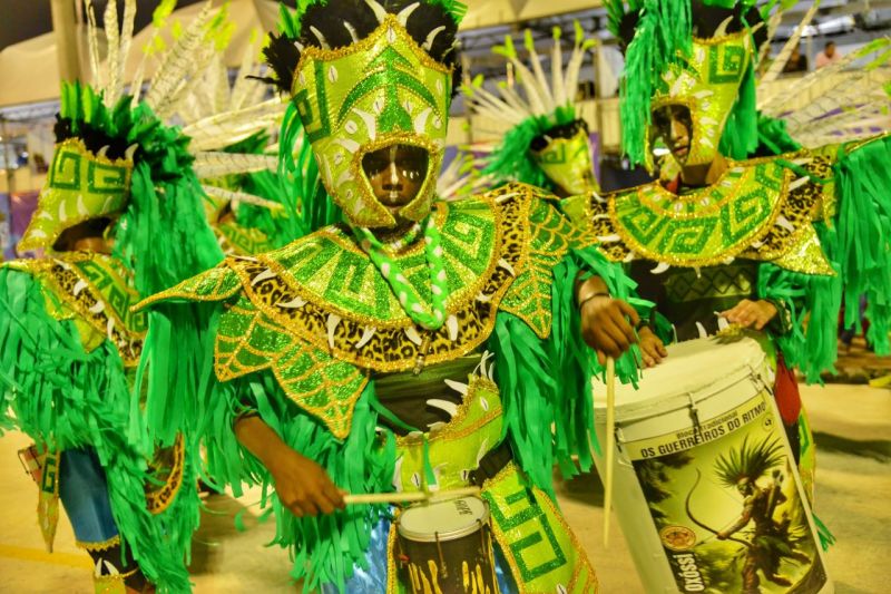 Prefeitura de São Luís encerra programação na passarela do samba com desfiles dos Blocos Tradicionais do Grupo A