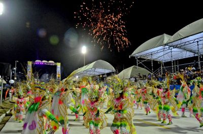 Galeria: Prefeitura abre programação na passarela com desfiles de blocos tradicionais e escolas de samba do Carnaval de São Luís 2024