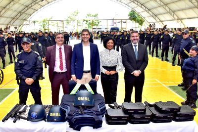 notícia: Prefeito Eduardo Braide empossa novos integrantes da Guarda Municipal de São Luís