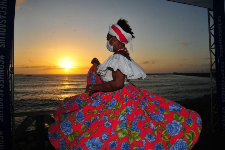 🌅 Pôr do sol musical encanta turistas e ludovicenses no Espigão Costeiro ❤️