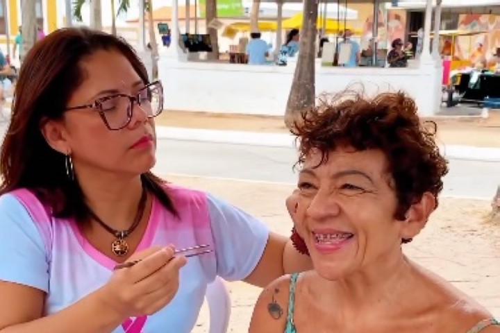 Vídeo: 💕Realizamos o Dia D do Outubro Rosa na Feirinha São Luís.
