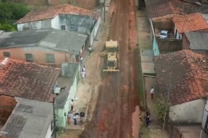 Vídeo: O #AsfaltoNovo chegou na Vila Funil!