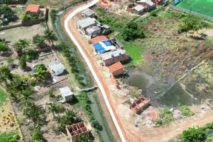 vídeo: Olha mais obra da #Prefs na área Itaqui-Bacanga, meu povo!