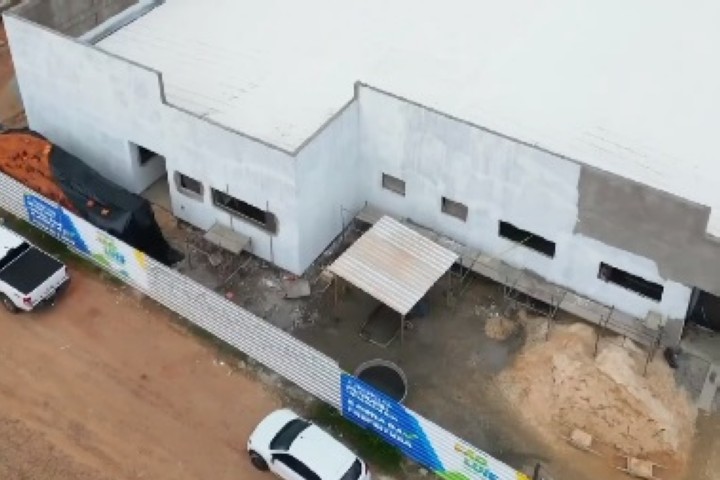 vídeo: 👷🏻‍♀️ A obra do 1º Hospital Municipal Veterinário não para!